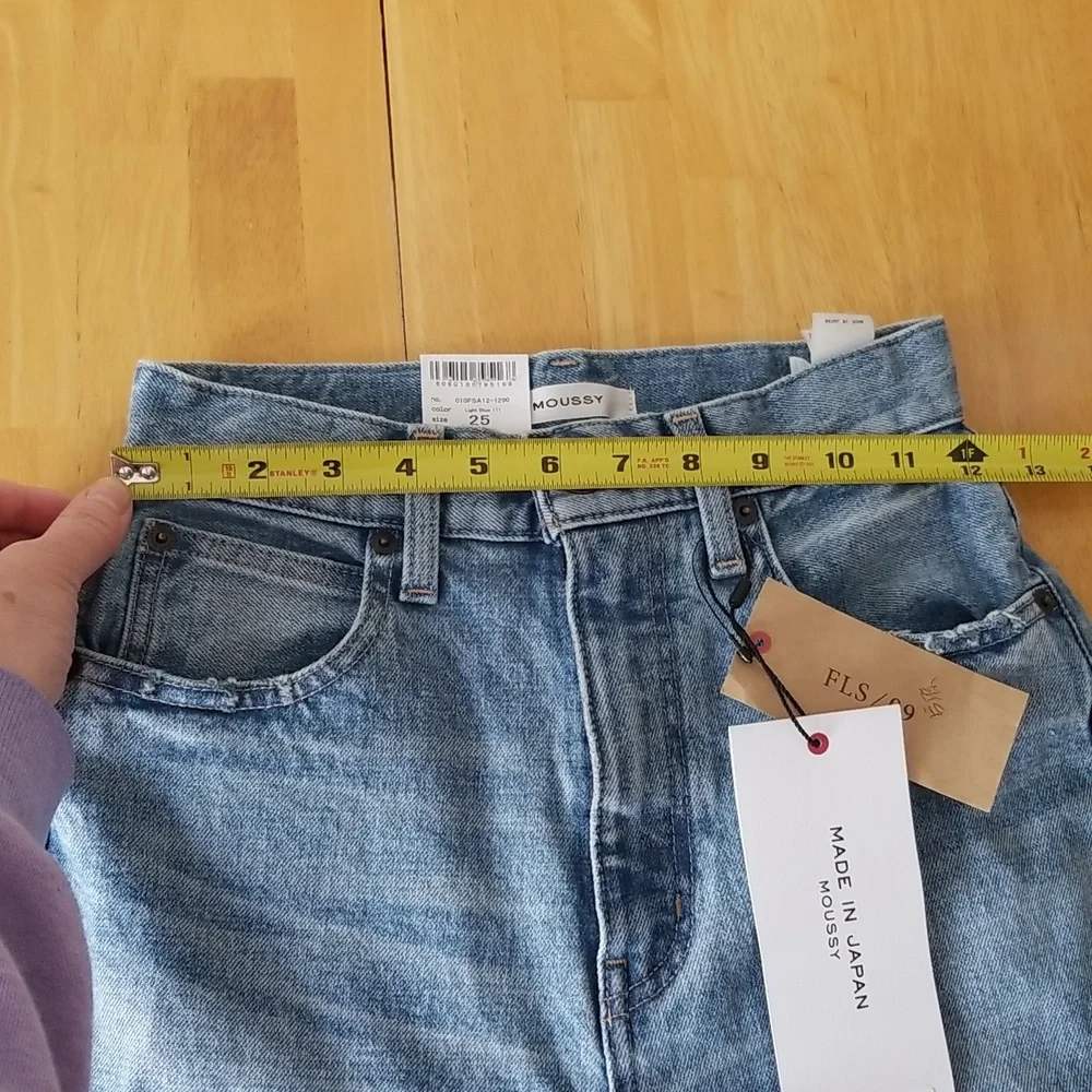 MOUSSY Flare Jeans - Picture 6 of 12